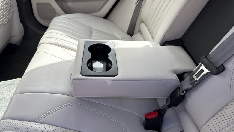 Jaguar XF 2.0i [300] Portfolio 5dr Auto AWD Petrol Estate